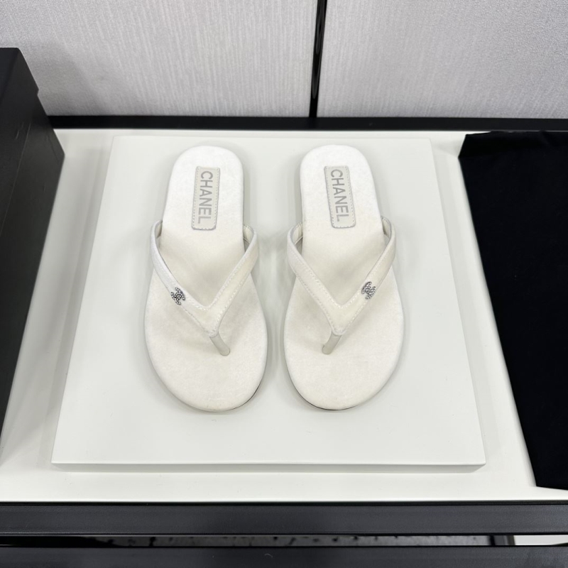Ch*el slippers